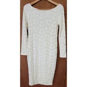 Ingrid And Isabella White Lace Maternity Dress Size Medium Lined Stretch